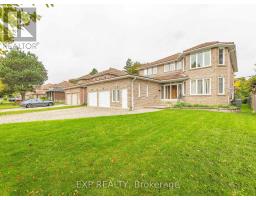 3 EMMELINE CRESCENT, Toronto, Ontario