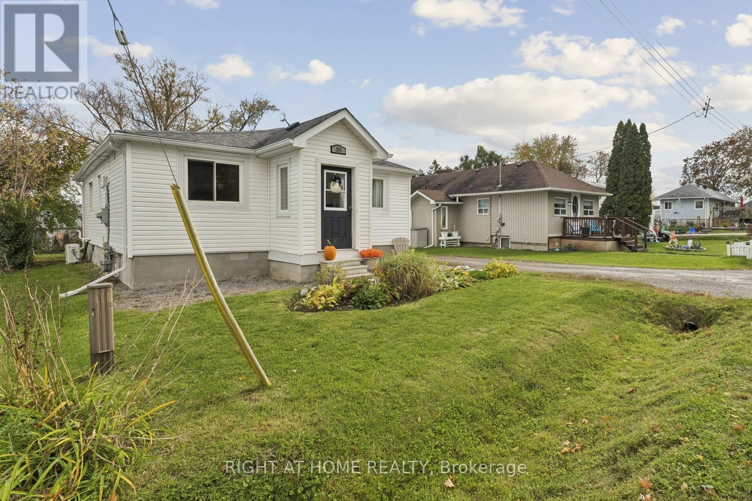 35 Lakeview Avenue, Scugog, Ontario  L0B 1E0 - Photo 4 - E12478211