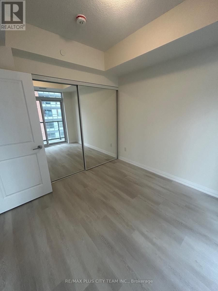 2206 - 3260 Sheppard Avenue E, Toronto, Ontario  M1T 3K3 - Photo 10 - E12478286