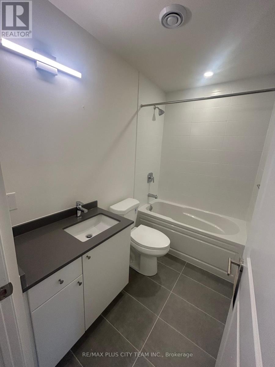 2206 - 3260 Sheppard Avenue E, Toronto, Ontario  M1T 3K3 - Photo 11 - E12478286