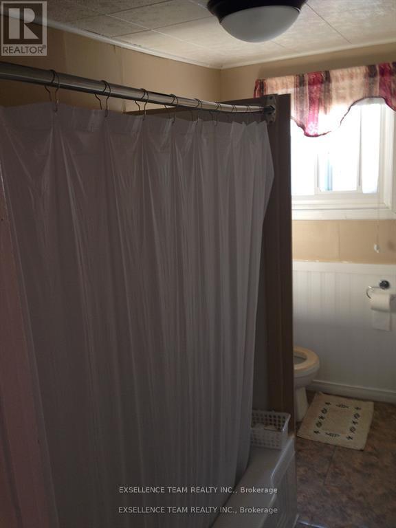 320+322 Andre Avenue, Cornwall, Ontario  K6J 3A1 - Photo 10 - X12478395