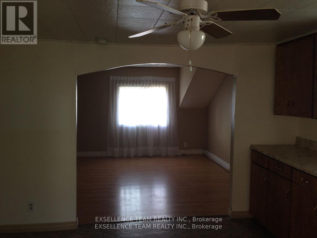 320+322 Andre Avenue, Cornwall, Ontario  K6J 3A1 - Photo 9 - X12478395