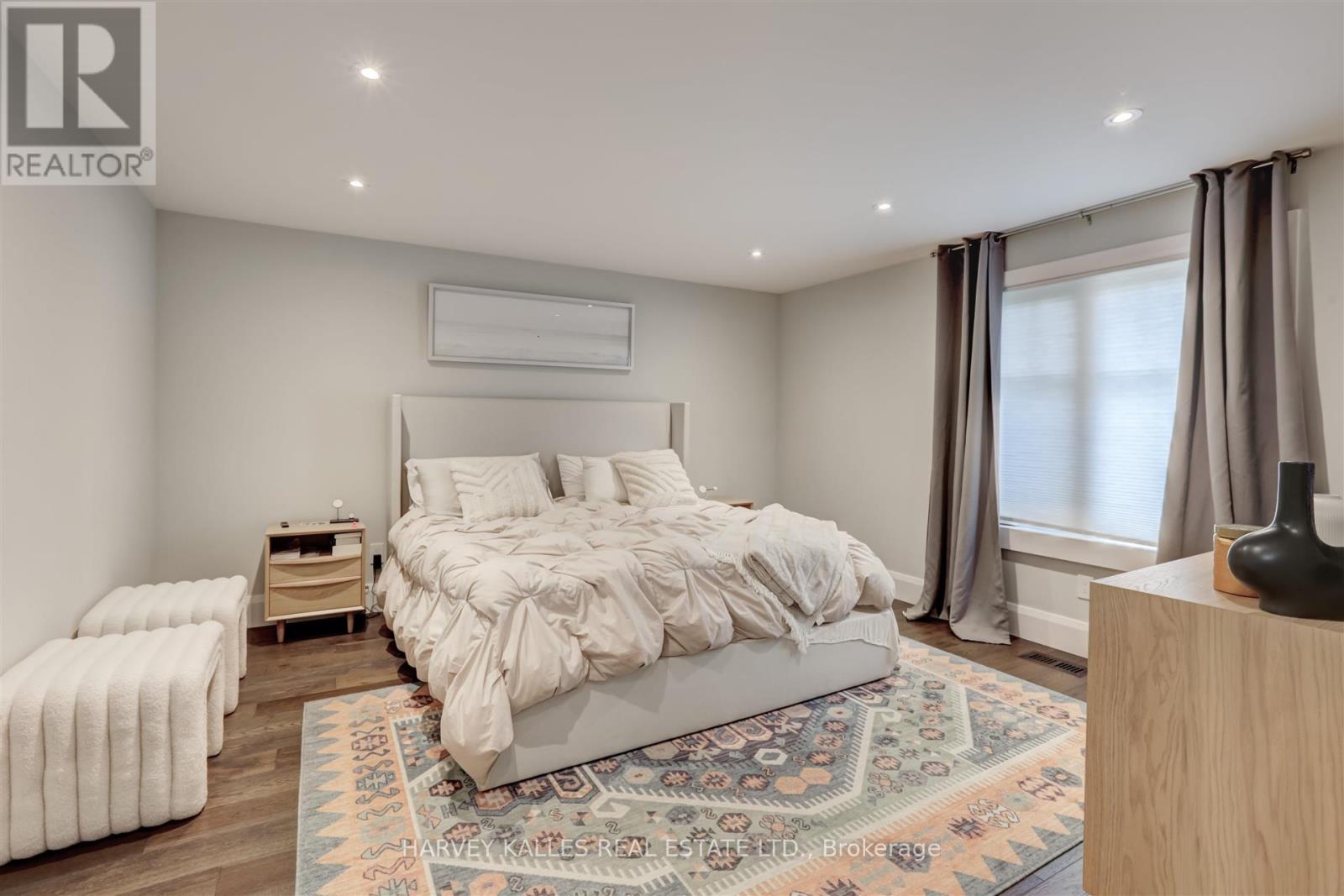 366 Galt Avenue, Oakville, Ontario  L6J 3P3 - Photo 15 - W12478023