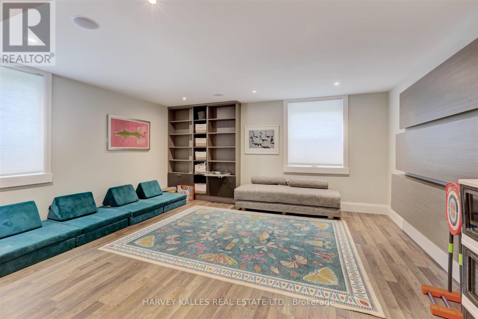 366 Galt Avenue, Oakville, Ontario  L6J 3P3 - Photo 23 - W12478023