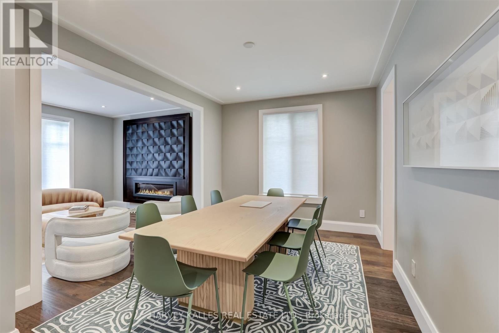 366 Galt Avenue, Oakville, Ontario  L6J 3P3 - Photo 8 - W12478023