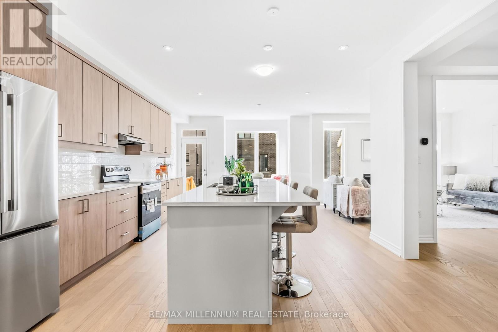 14 Cloudberry Street, Caledon, Ontario  L7C 3H1 - Photo 10 - W12478041
