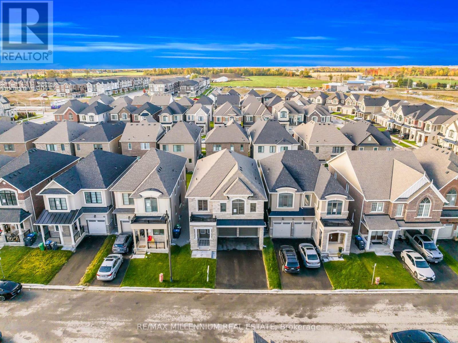 14 Cloudberry Street, Caledon, Ontario  L7C 3H1 - Photo 4 - W12478041