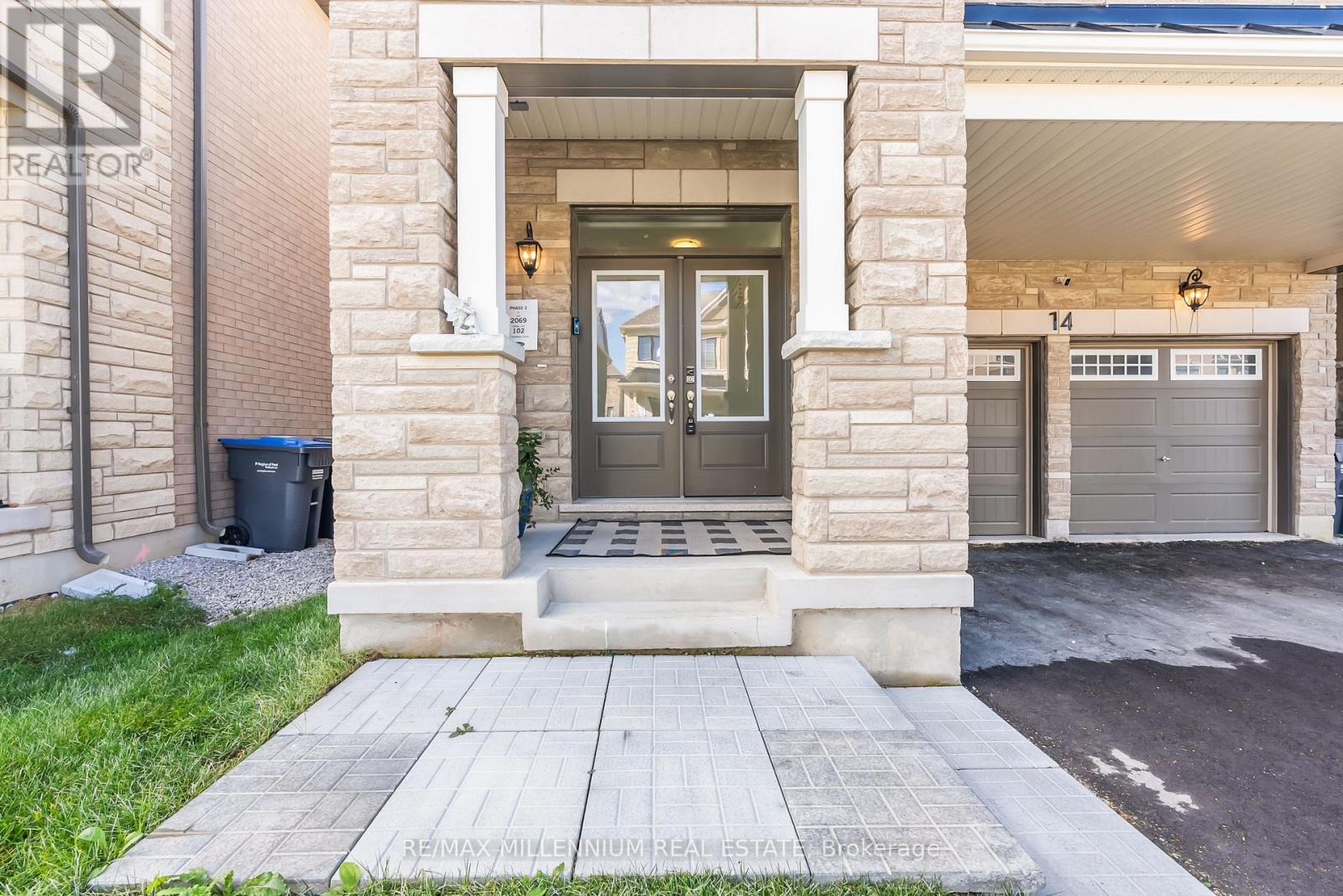14 Cloudberry Street, Caledon, Ontario  L7C 3H1 - Photo 6 - W12478041