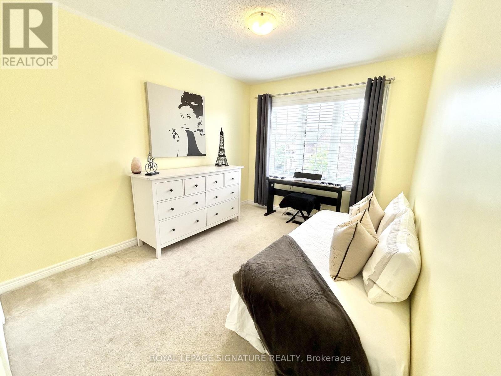 10 Zanetta Crescent, Brampton, Ontario  L6Y 6A3 - Photo 15 - W12478044