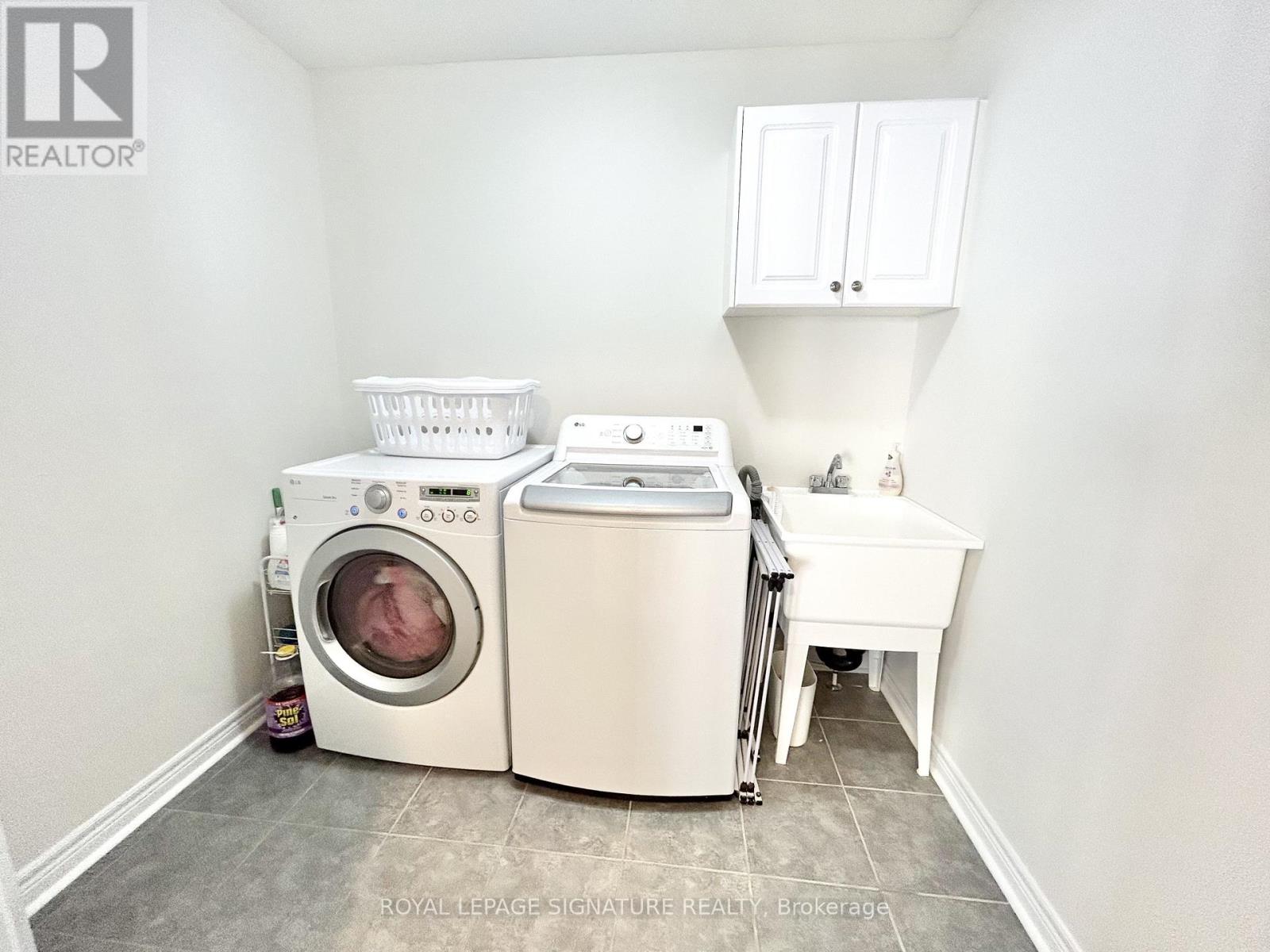 10 Zanetta Crescent, Brampton, Ontario  L6Y 6A3 - Photo 19 - W12478044