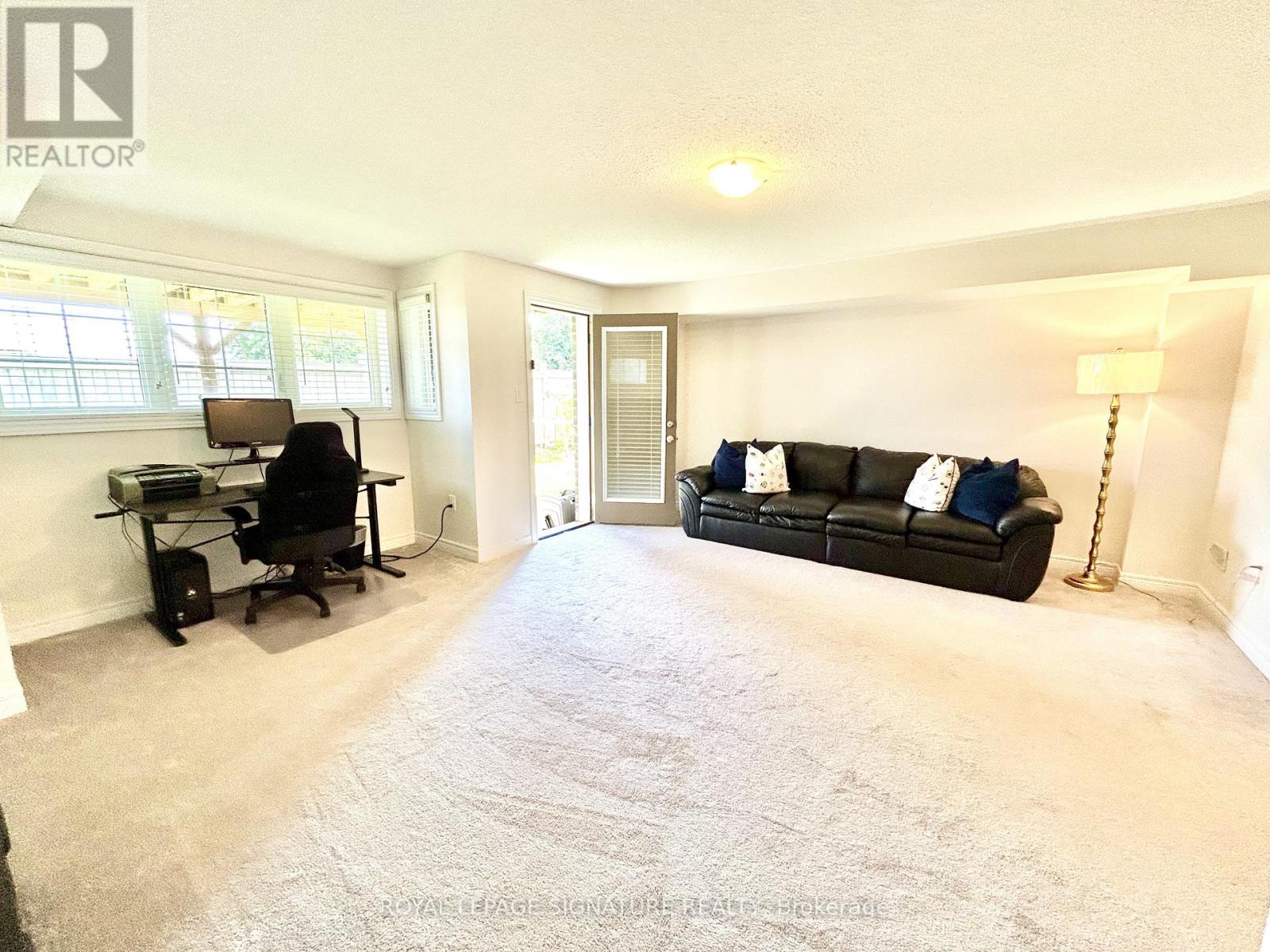 10 Zanetta Crescent, Brampton, Ontario  L6Y 6A3 - Photo 25 - W12478044