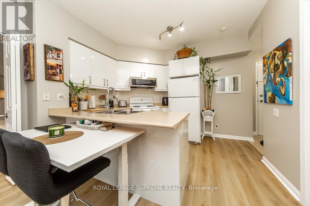706 - 1600 Keele Street, Toronto, Ontario  M5H 5T5 - Photo 21 - W12478046