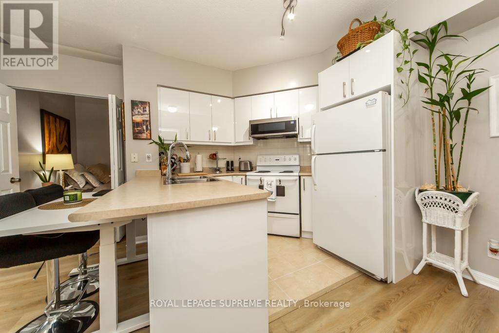 706 - 1600 Keele Street, Toronto, Ontario  M5H 5T5 - Photo 22 - W12478046