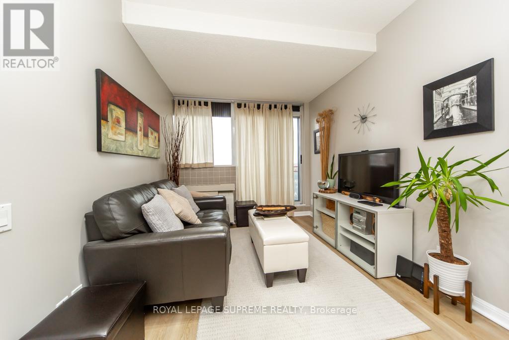 706 - 1600 Keele Street, Toronto, Ontario  M5H 5T5 - Photo 35 - W12478046