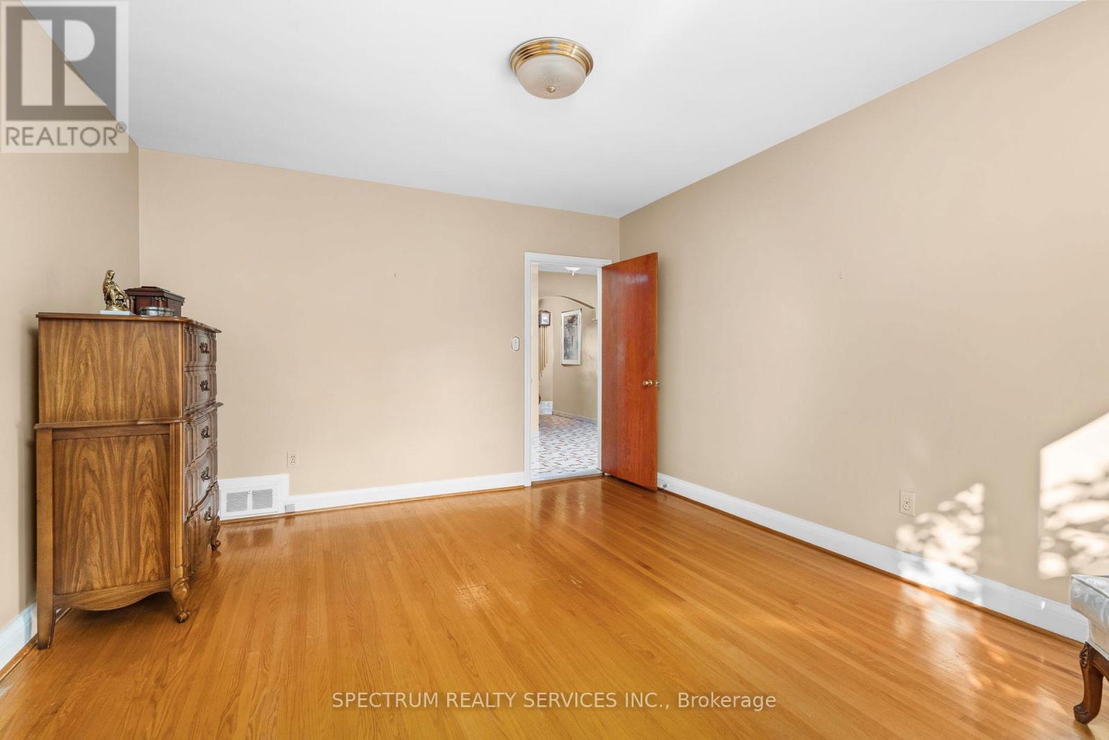 207 Church Street, Toronto, Ontario  M9N 1N9 - Photo 24 - W12478050