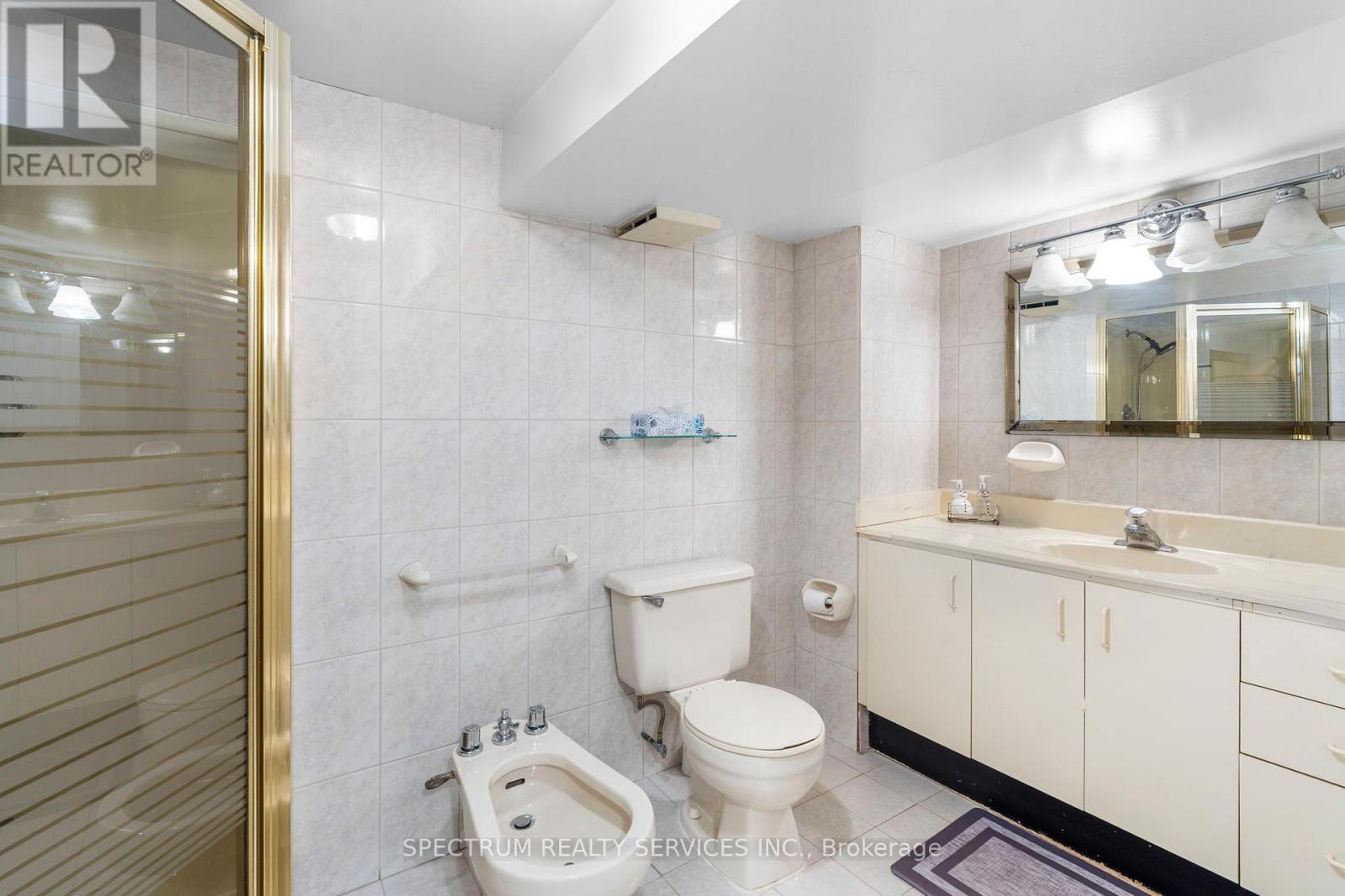 207 Church Street, Toronto, Ontario  M9N 1N9 - Photo 31 - W12478050