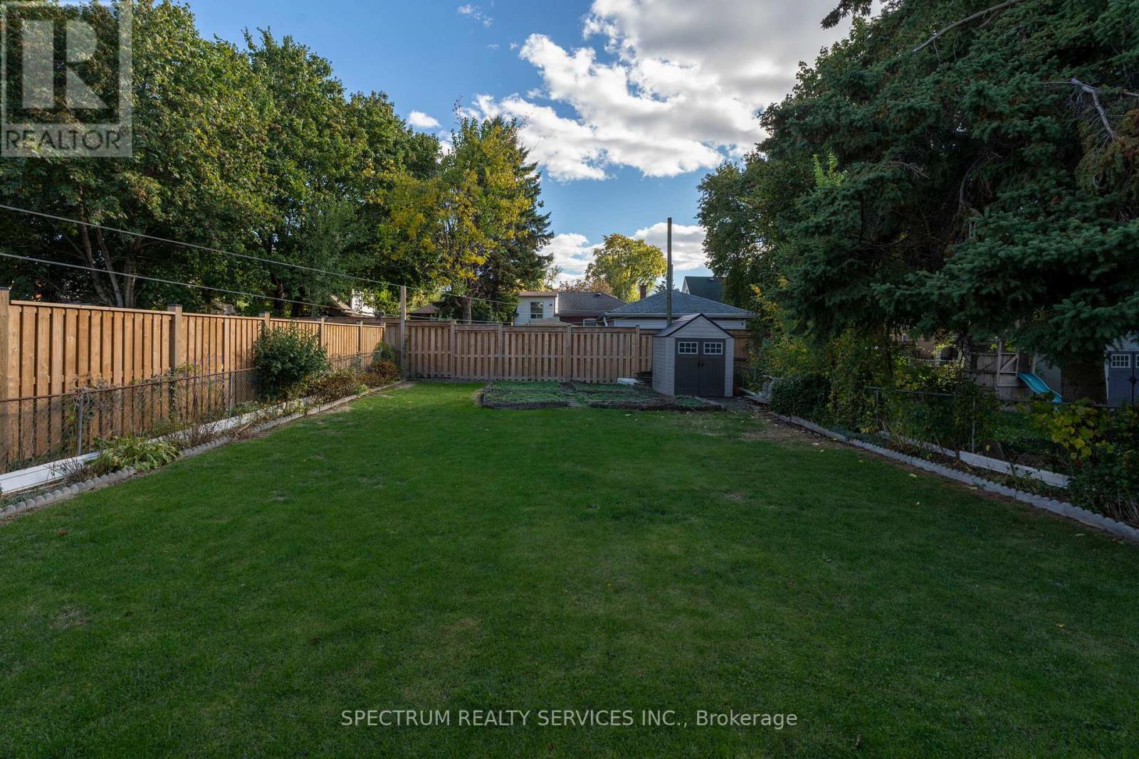 207 Church Street, Toronto, Ontario  M9N 1N9 - Photo 37 - W12478050