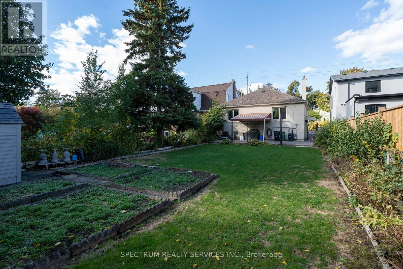 207 Church Street, Toronto, Ontario  M9N 1N9 - Photo 39 - W12478050
