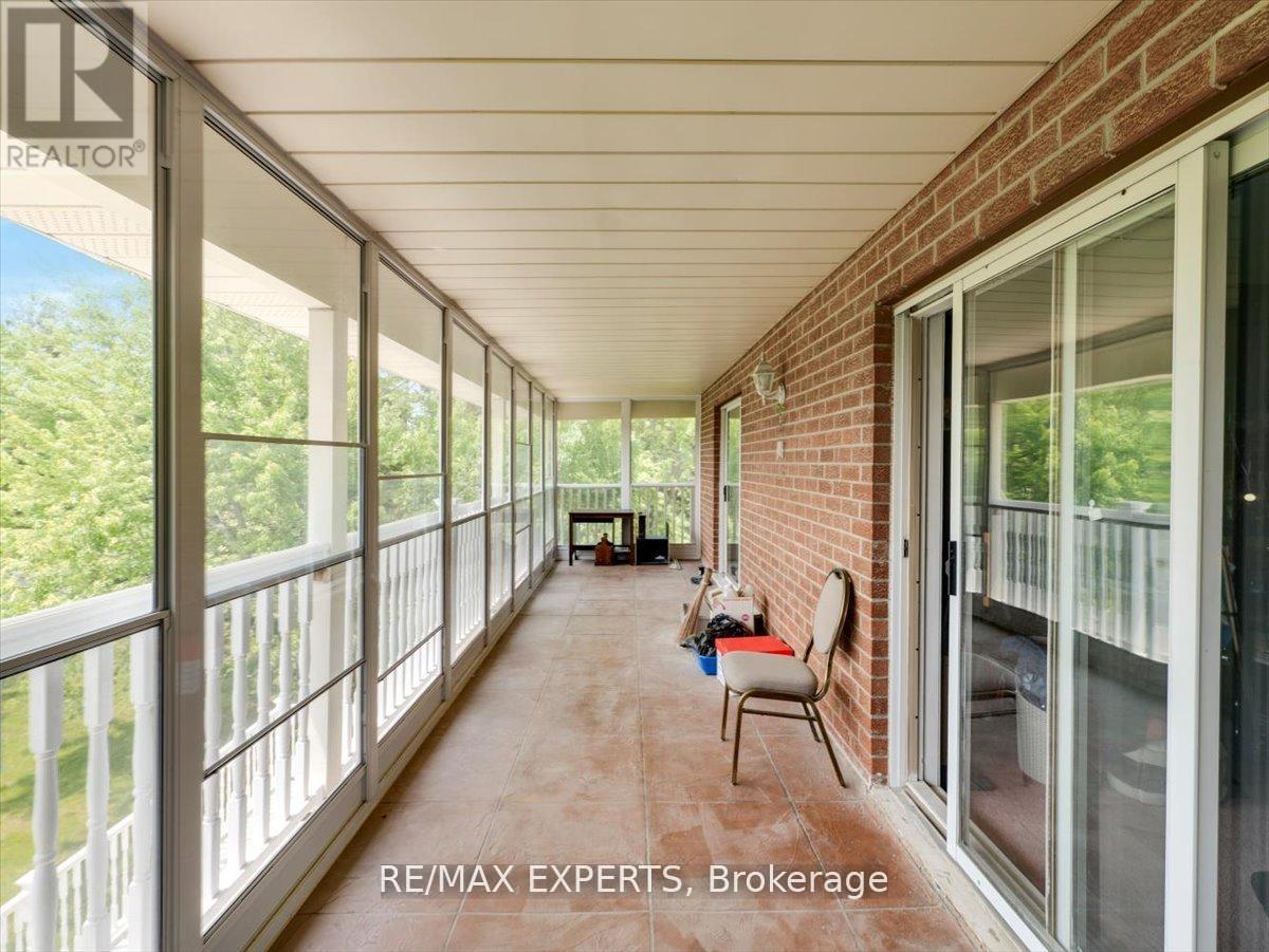 9 Cynthia Crescent, Brampton, Ontario  L6P 0S9 - Photo 25 - W12478057