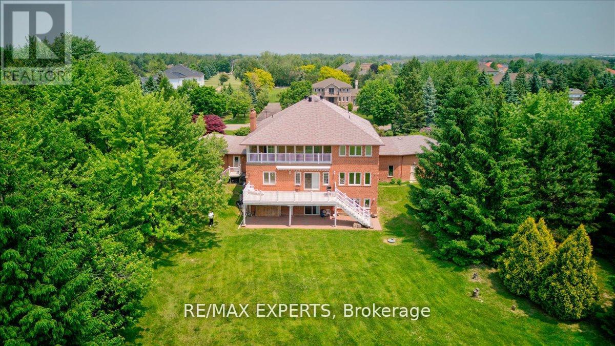 9 Cynthia Crescent, Brampton, Ontario  L6P 0S9 - Photo 27 - W12478057