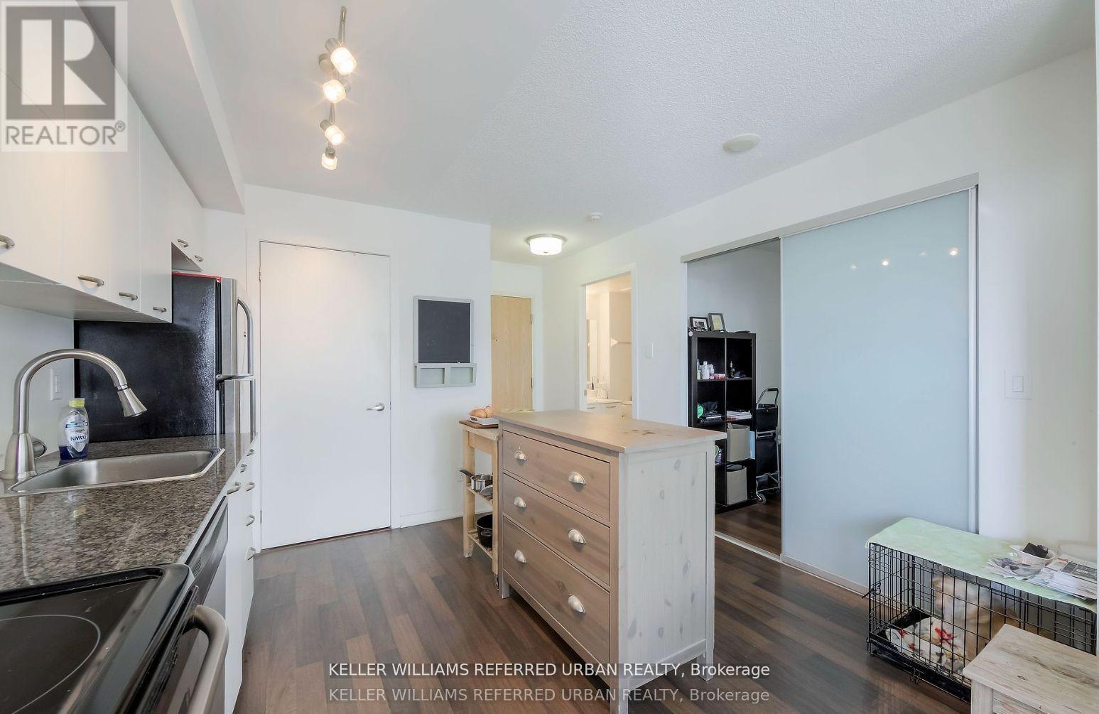 1305 - 38 Joe Shuster Way, Toronto, Ontario  M6K 0A5 - Photo 10 - W12478093