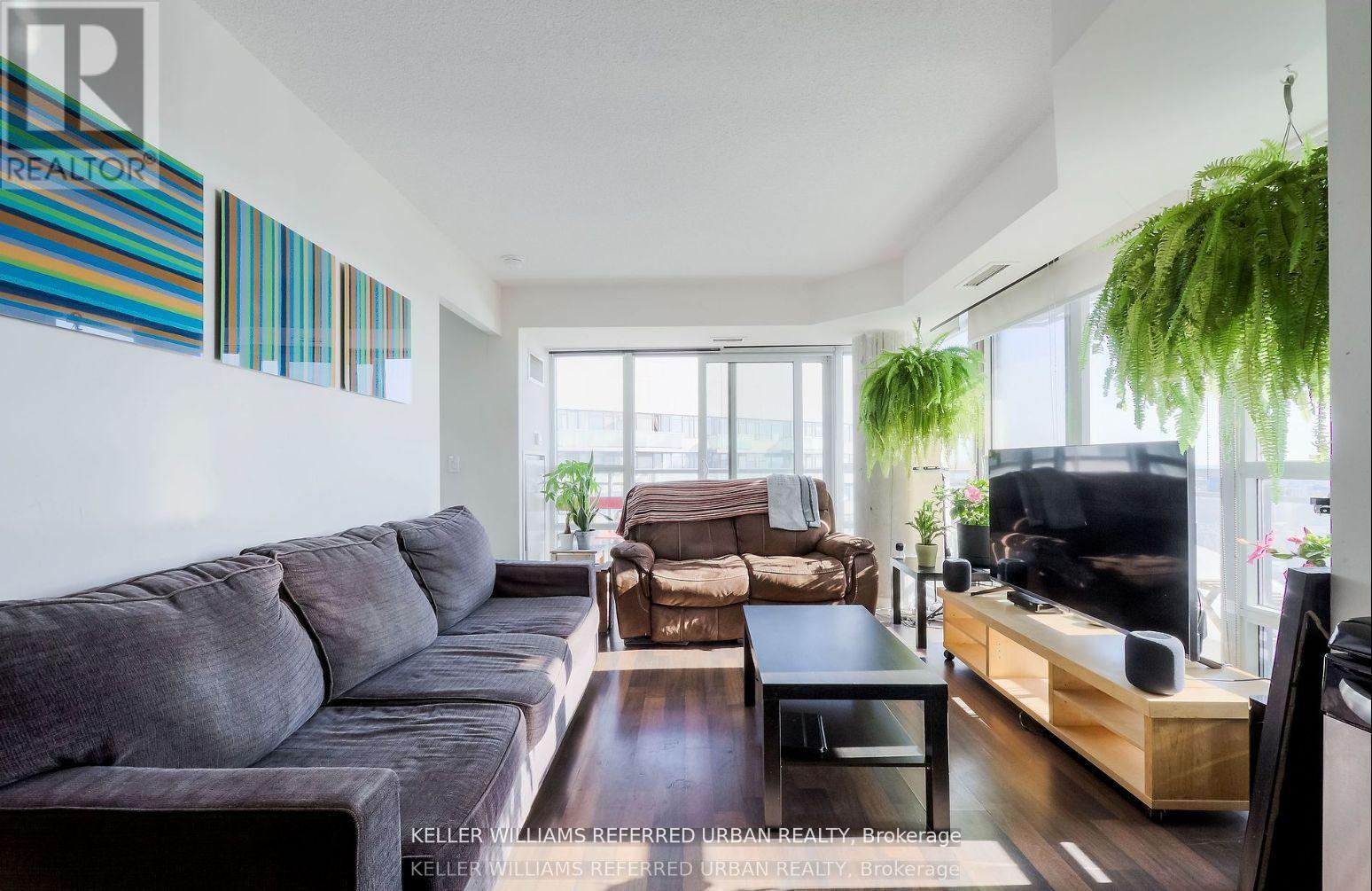 1305 - 38 Joe Shuster Way, Toronto, Ontario  M6K 0A5 - Photo 11 - W12478093