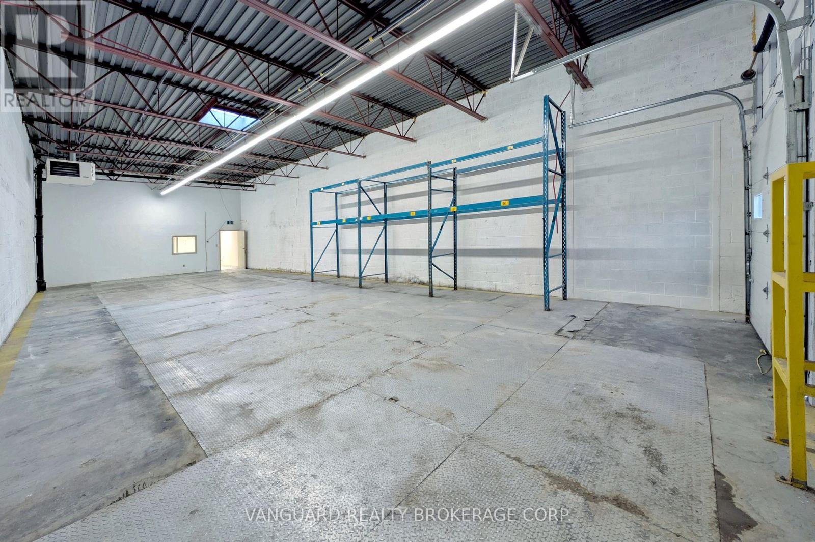 102 Martin Ross Avenue, Toronto, Ontario  M3J 2L4 - Photo 37 - W12478097