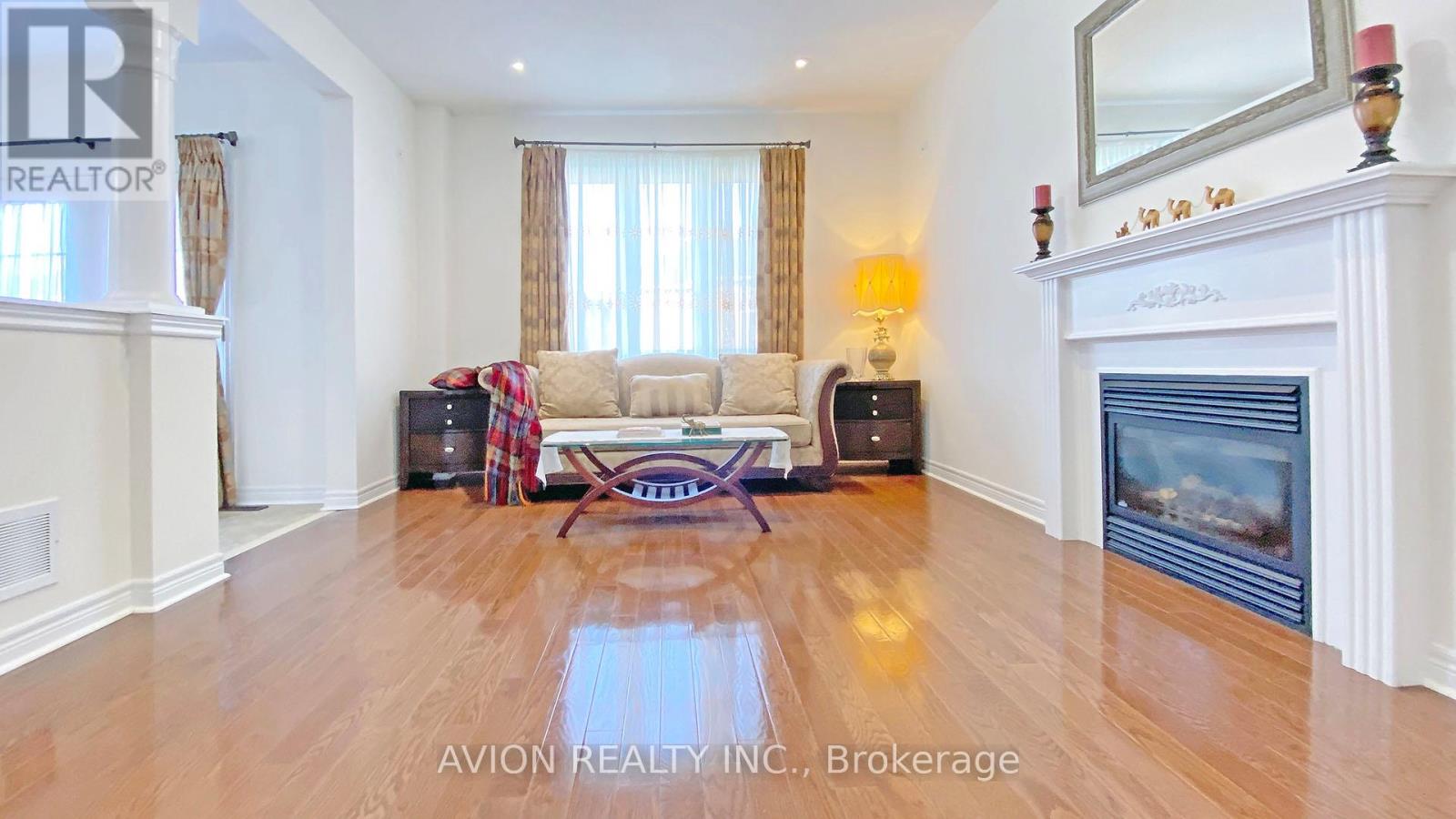 5173 Churchill Meadows Boulevard, Mississauga, Ontario  L5M 8B7 - Photo 13 - W12478098