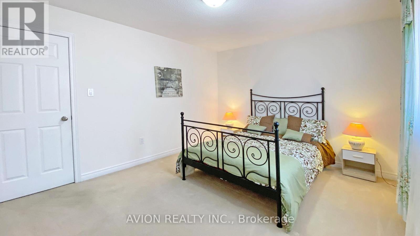 5173 Churchill Meadows Boulevard, Mississauga, Ontario  L5M 8B7 - Photo 21 - W12478098