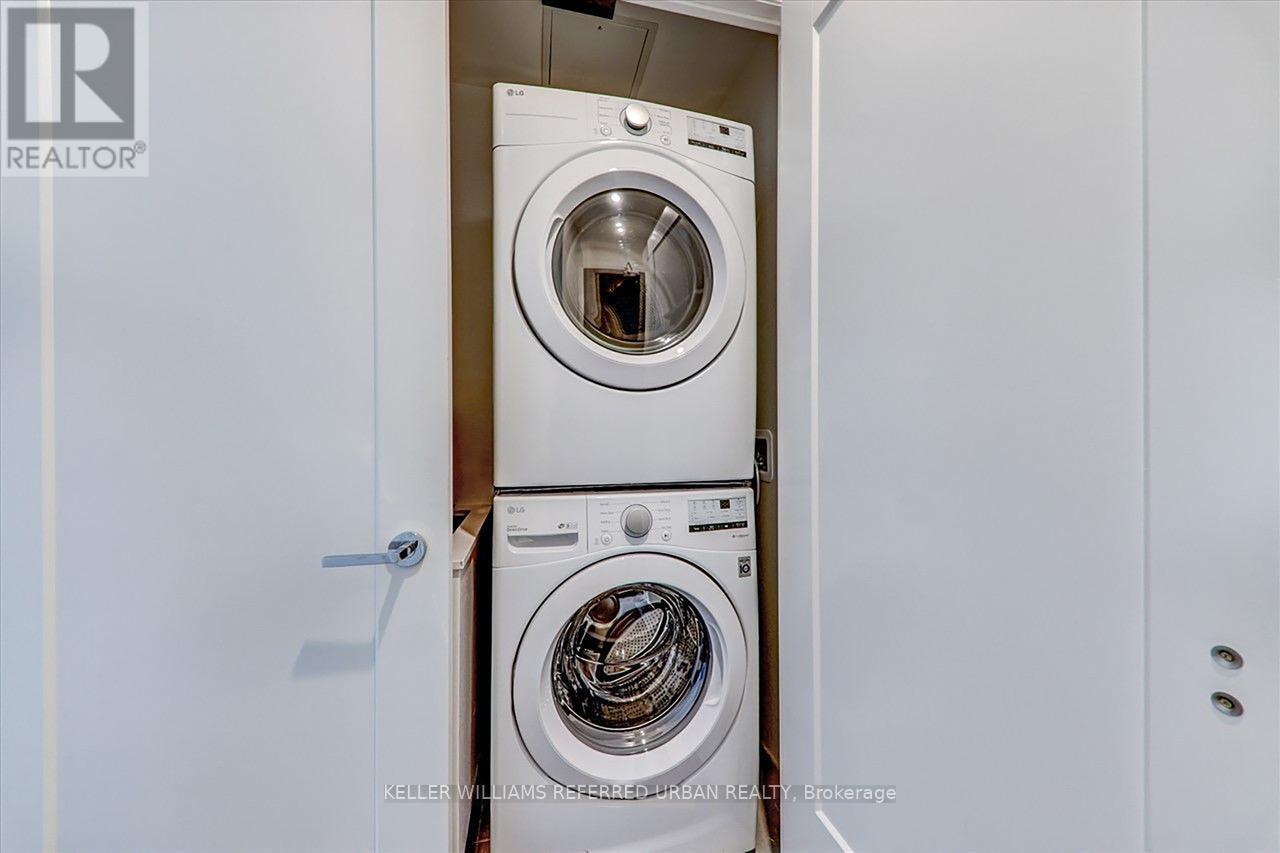 201 - 293 The Kingsway, Toronto, Ontario  M9A 0E8 - Photo 38 - W12478103