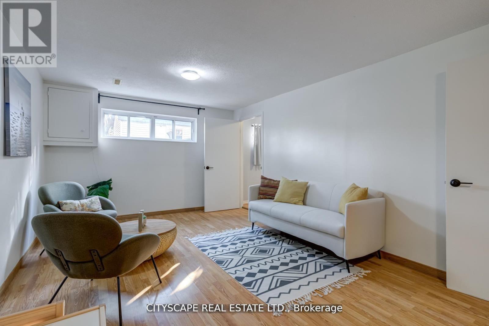 3206 Candela Drive, Mississauga, Ontario  L5A 2T8 - Photo 22 - W12478126