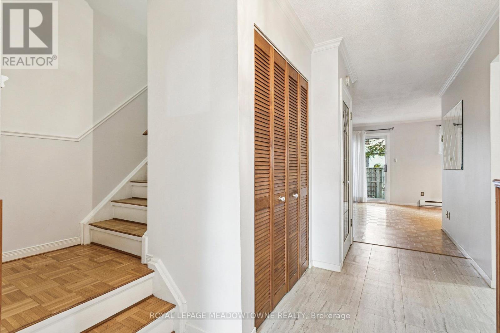 3 - 2701 Aquitaine Avenue, Mississauga, Ontario  L5N 2H7 - Photo 5 - W12478129