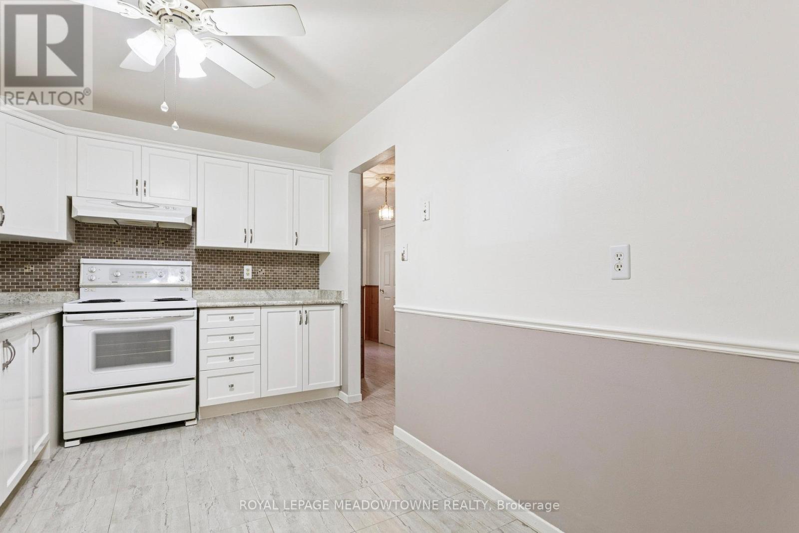 3 - 2701 Aquitaine Avenue, Mississauga, Ontario  L5N 2H7 - Photo 9 - W12478129