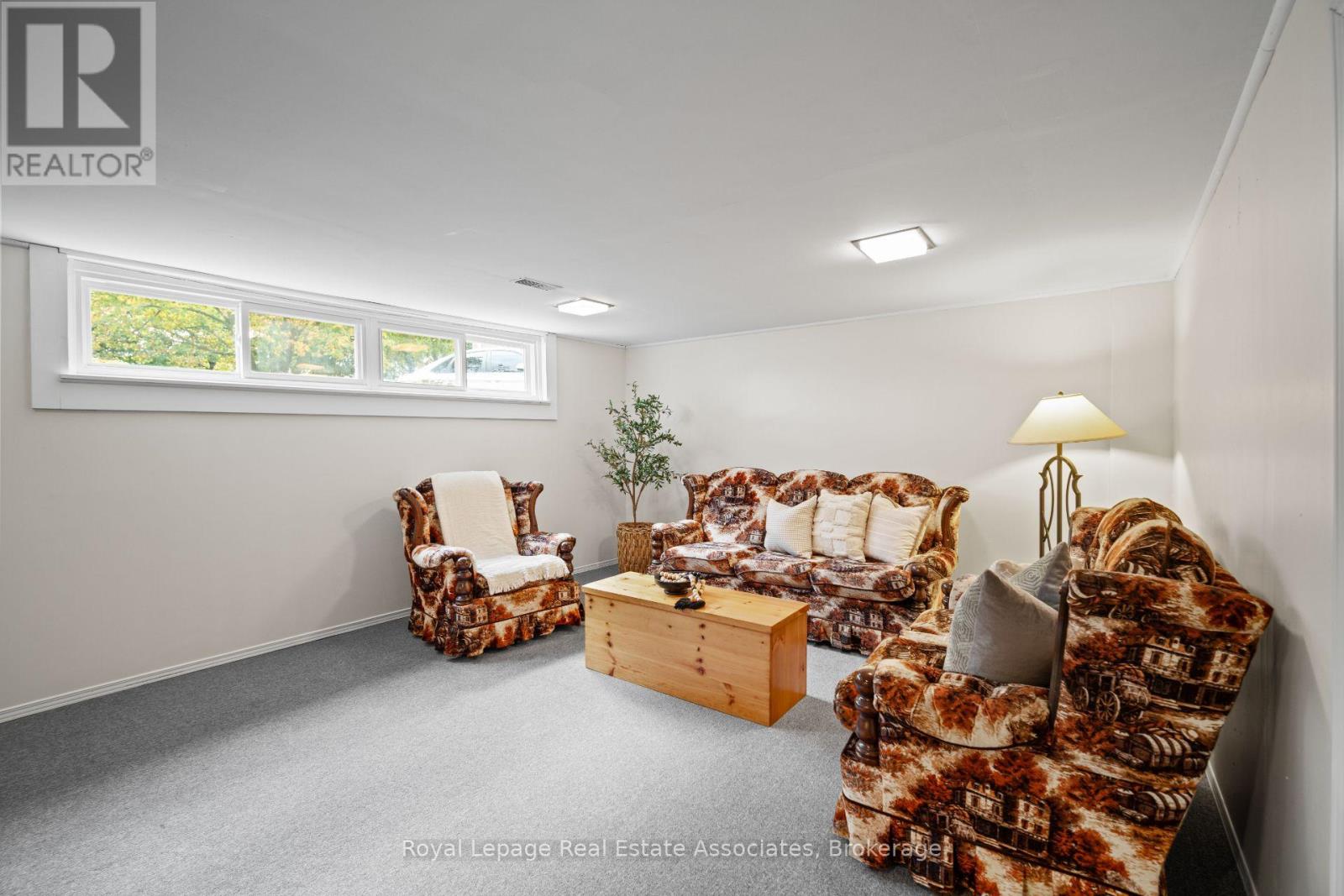 60 Windermere Court, Brampton, Ontario  L6X 2L6 - Photo 23 - W12478133