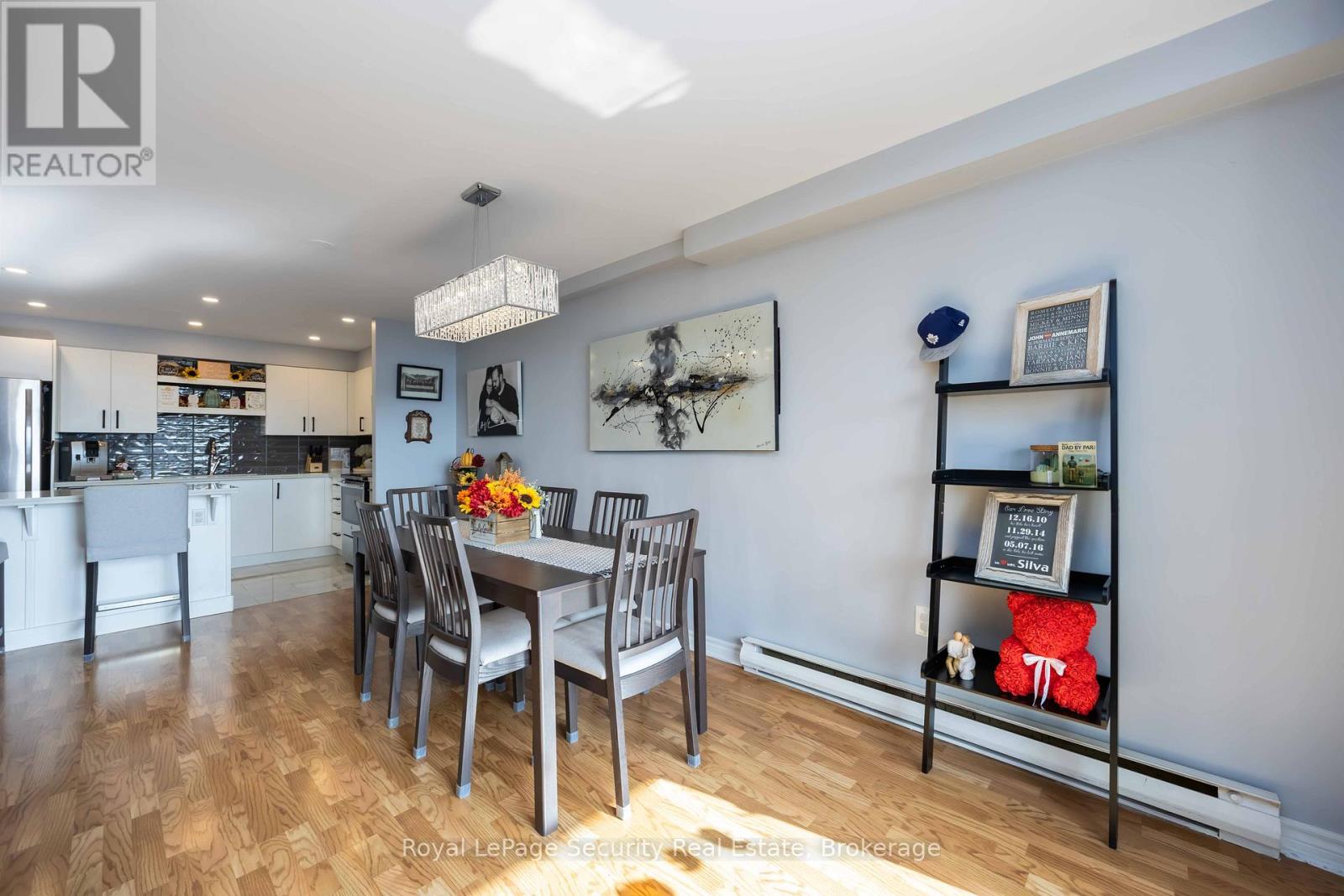 1517 - 15 La Rose Avenue, Toronto, Ontario  M9P 1A7 - Photo 15 - W12478143