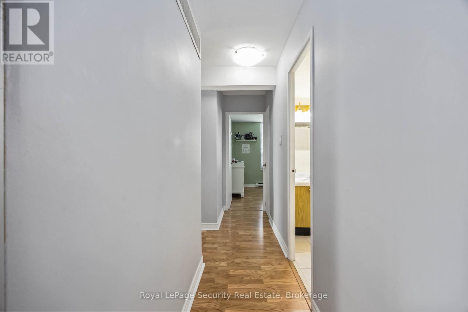 1517 - 15 La Rose Avenue, Toronto, Ontario  M9P 1A7 - Photo 22 - W12478143