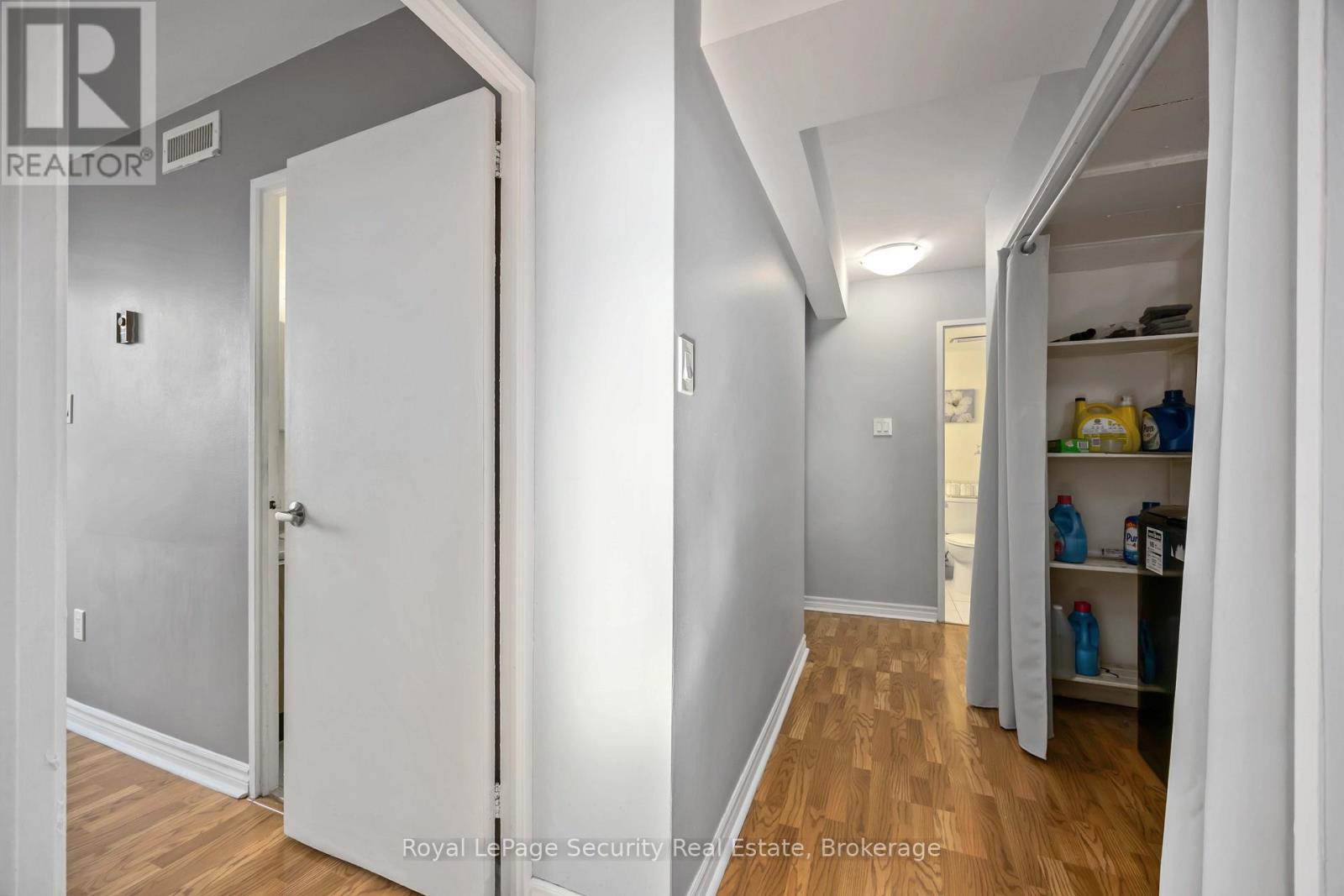 1517 - 15 La Rose Avenue, Toronto, Ontario  M9P 1A7 - Photo 23 - W12478143