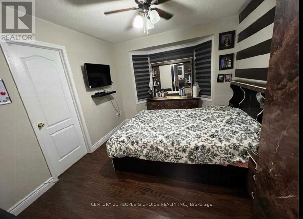 20 Murphy Rd Road, Brampton, Ontario  L6S 6L2 - Photo 10 - W12478161