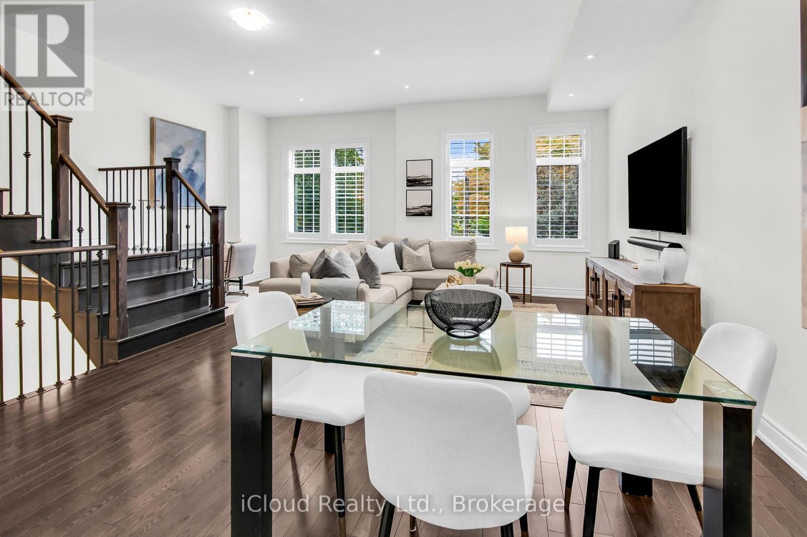 1632 Crestview Avenue, Mississauga, Ontario  L5G 0C3 - Photo 17 - W12478190
