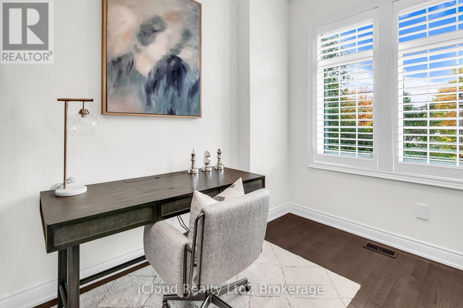 1632 Crestview Avenue, Mississauga, Ontario  L5G 0C3 - Photo 22 - W12478190