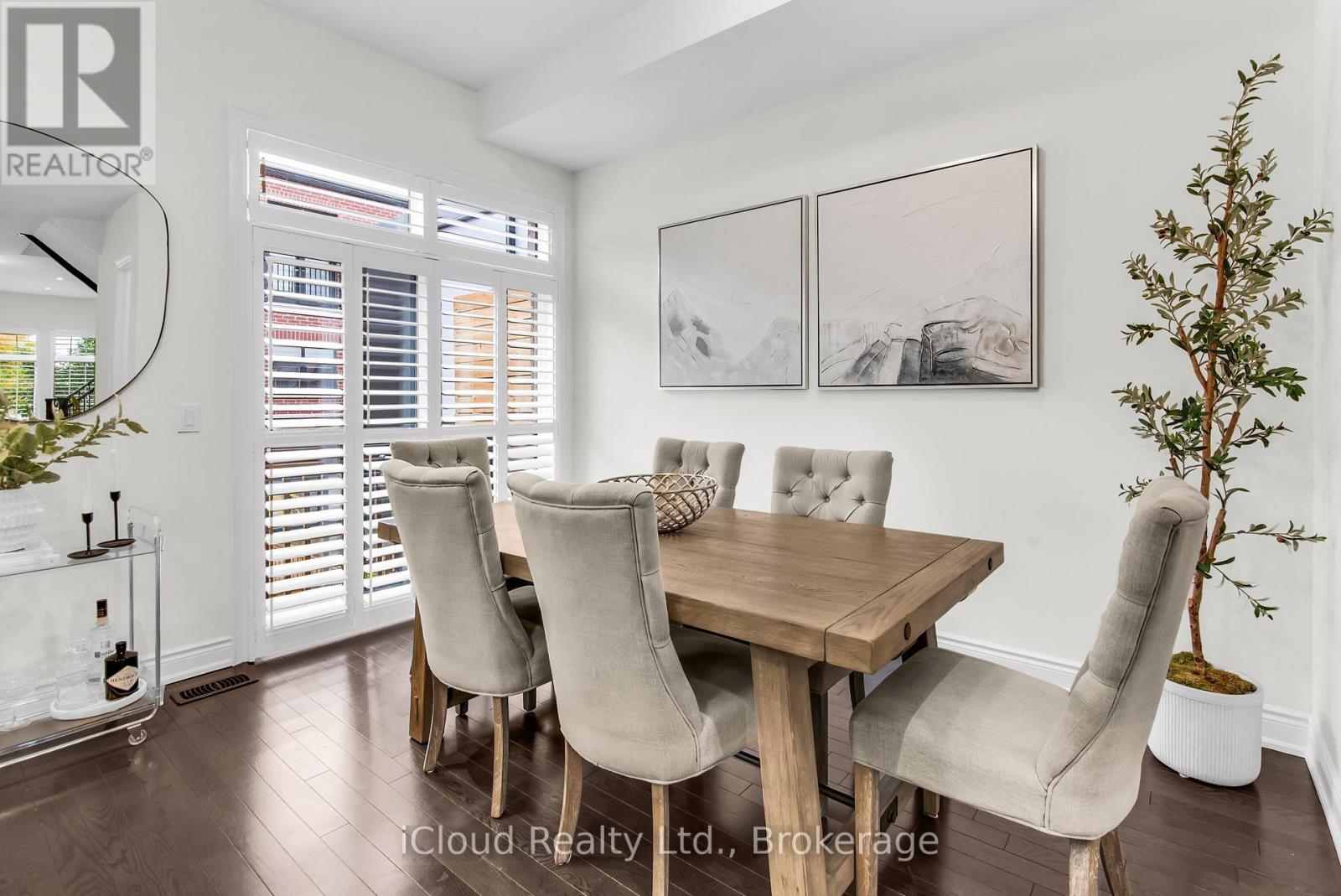 1632 Crestview Avenue, Mississauga, Ontario  L5G 0C3 - Photo 25 - W12478190