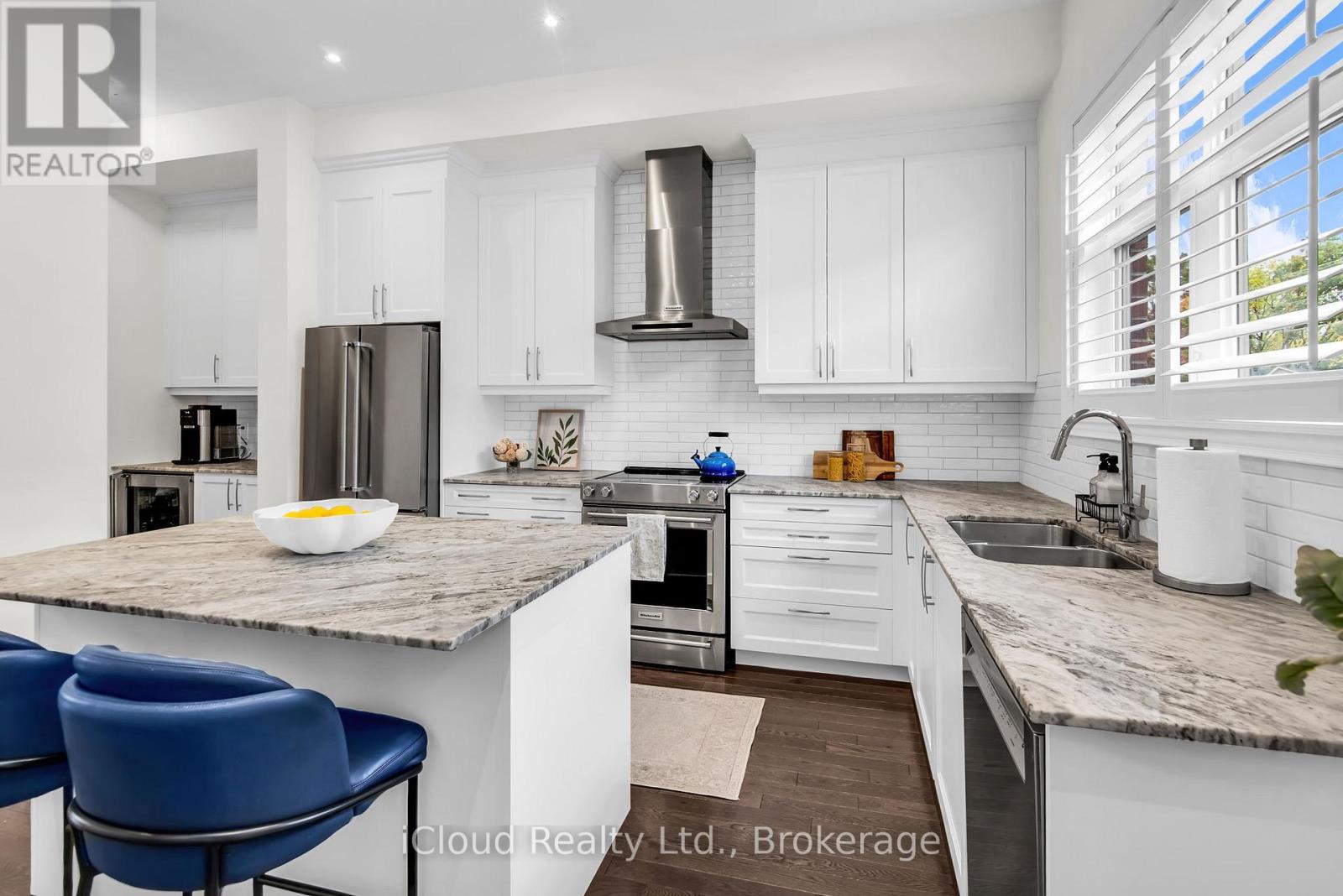 1632 Crestview Avenue, Mississauga, Ontario  L5G 0C3 - Photo 27 - W12478190