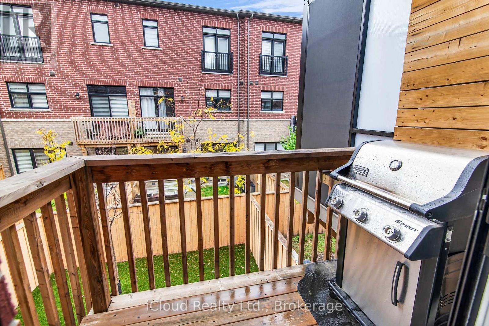 1632 Crestview Avenue, Mississauga, Ontario  L5G 0C3 - Photo 35 - W12478190