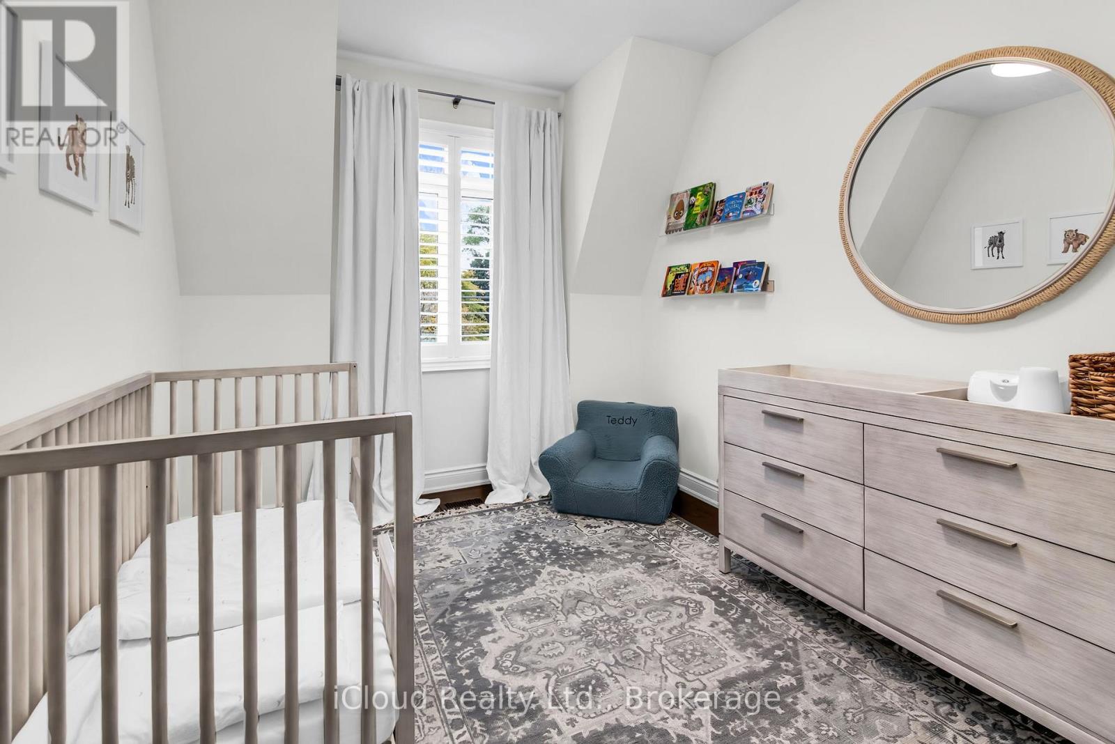 1632 Crestview Avenue, Mississauga, Ontario  L5G 0C3 - Photo 43 - W12478190
