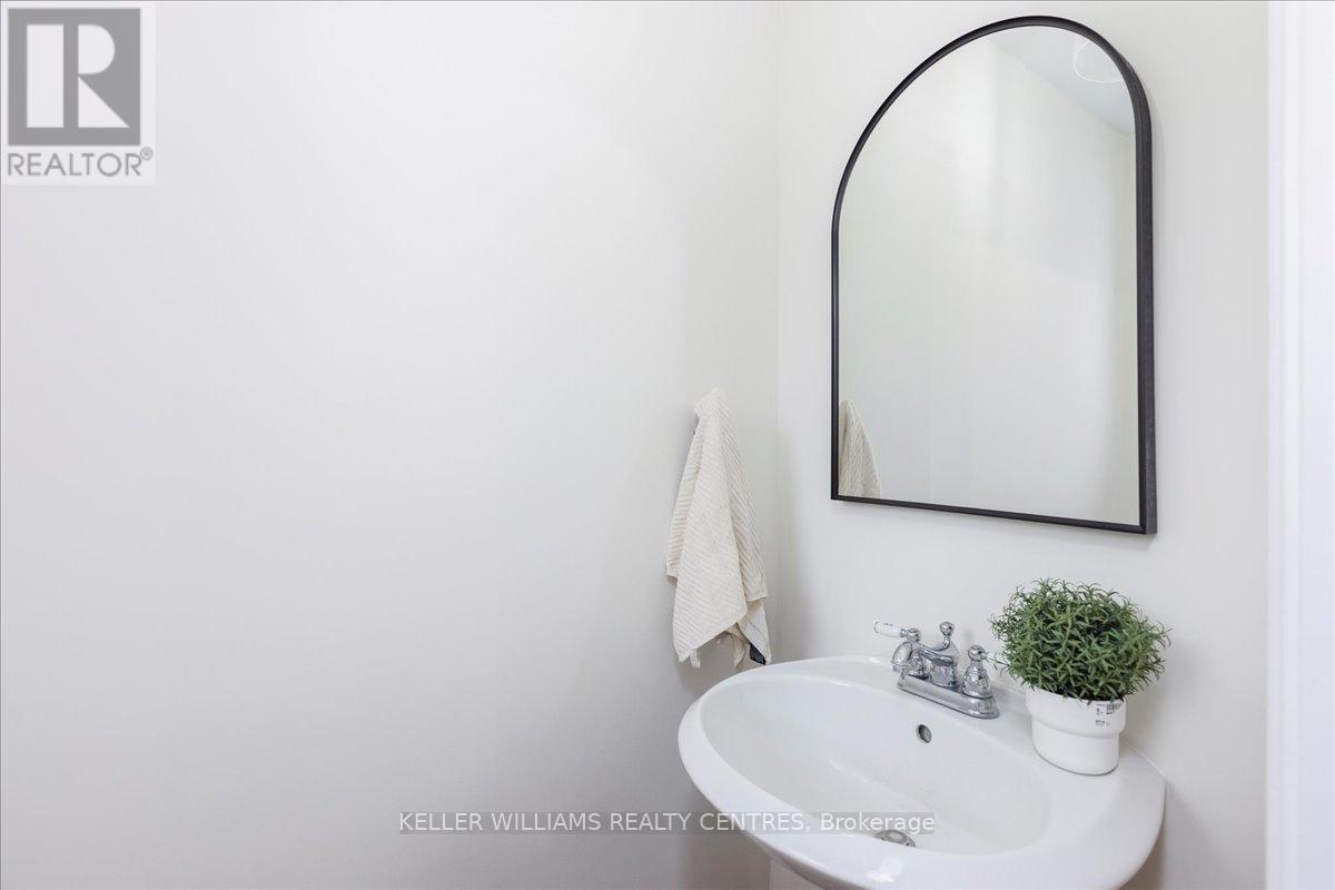 75 Catering Road, Georgina, Ontario  L0E 1R0 - Photo 16 - N12478289
