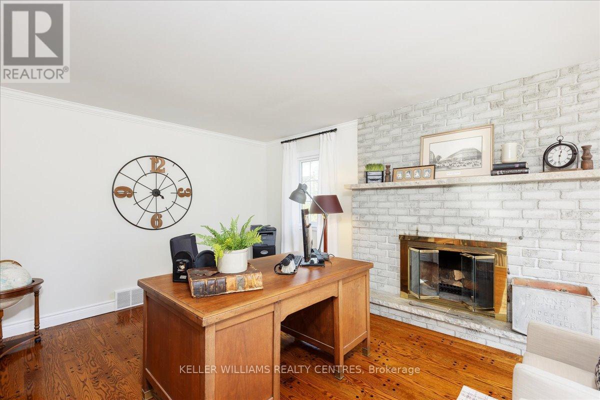 75 Catering Road, Georgina, Ontario  L0E 1R0 - Photo 8 - N12478289