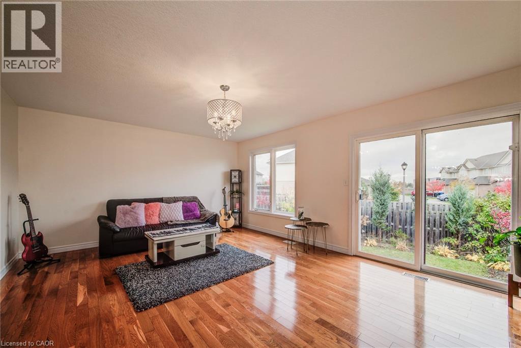 46 Clough Crescent, Guelph, Ontario  N1L 0G1 - Photo 14 - 40781354