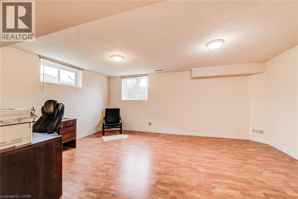 46 Clough Crescent, Guelph, Ontario  N1L 0G1 - Photo 25 - 40781354