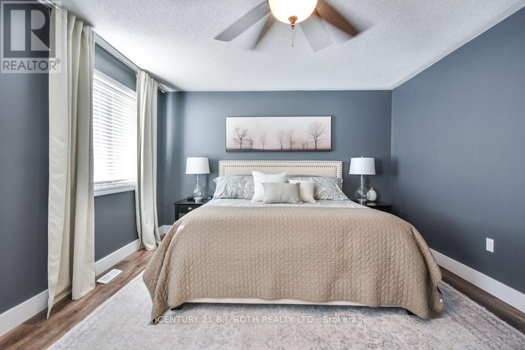 11 Blackbird Lane, Barrie, Ontario  L4N 0Z1 - Photo 30 - S12478251