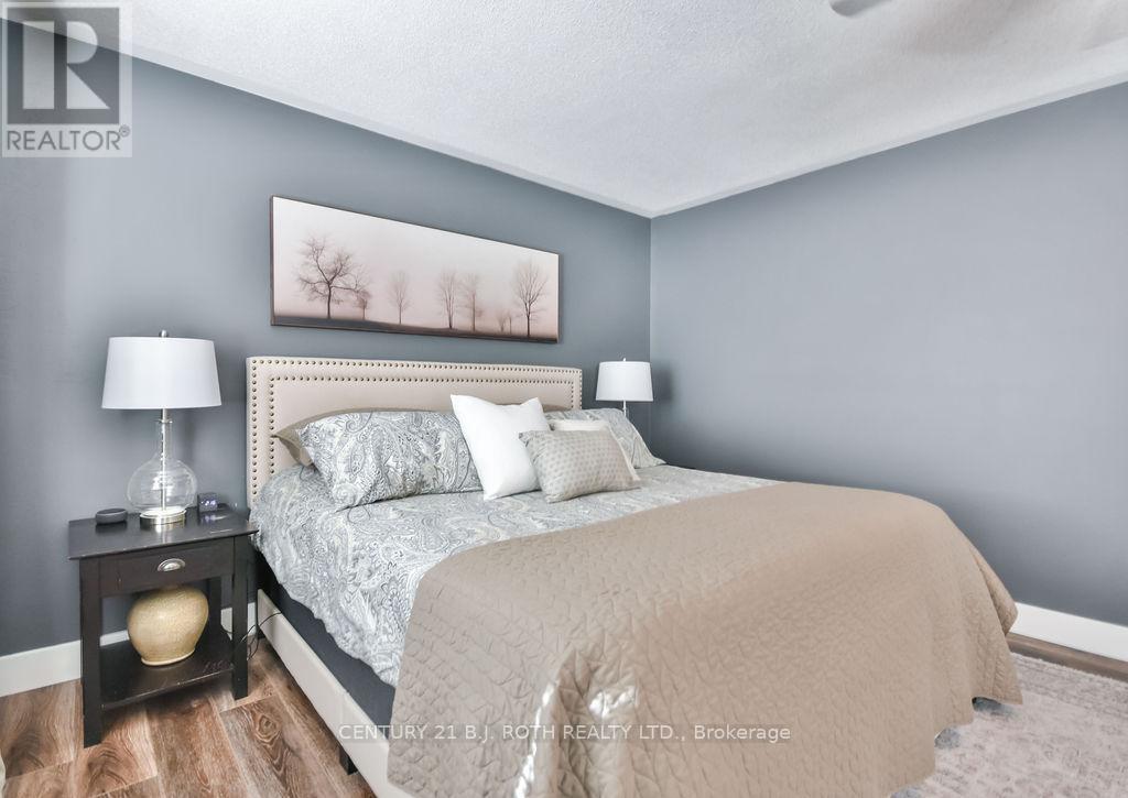 11 Blackbird Lane, Barrie, Ontario  L4N 0Z1 - Photo 31 - S12478251